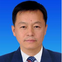 佟首峰1.png