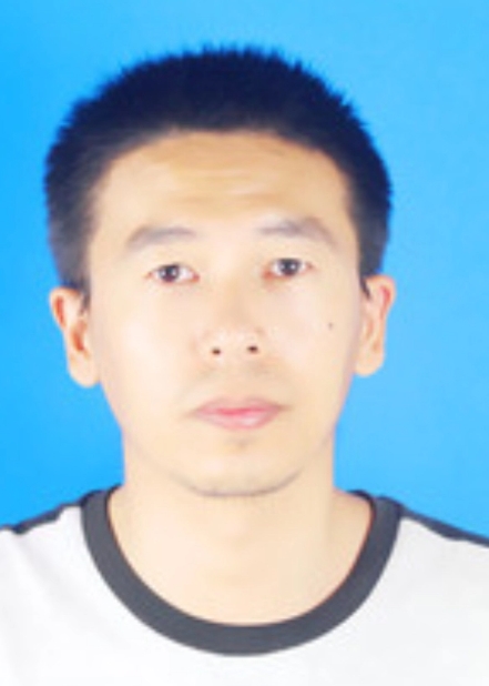 巨云涛.png