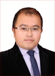 何刚副教授.jpg
