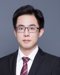 何彦  .jpg